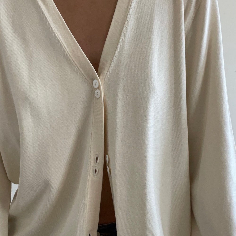 Jones New York cream colored cardigan